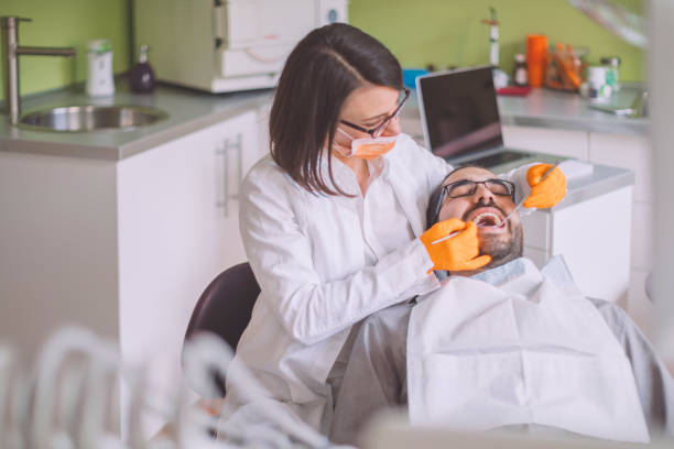 Best Emergency Tooth Extraction in Orland Hls, IL